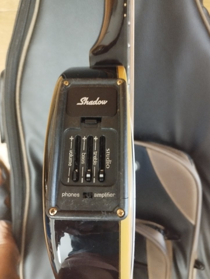 Epiphone SST Studio Chet Atkins de segunda mano · Foto 4 de 5 · Madrid · 995 €