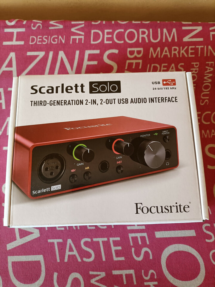 Scarlett Solo 3rd gen 2-in 2-out usb audio interface