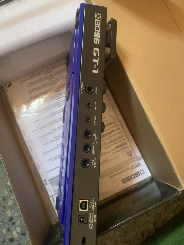 Boss GT-1 guitar modeler y effectos de segunda mano · Foto 4 de 5 · Madrid · 90 €