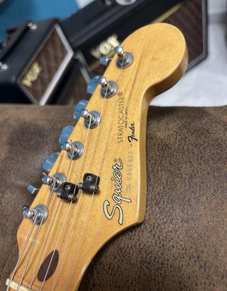Squier Strat japan año 83/85 de segunda mano · Foto 4 de 5 · Sevilla · 500 €