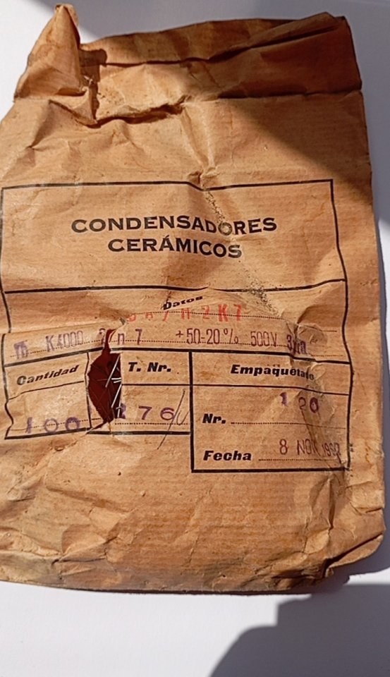 Condensadores cerámicos vintage 2,7 nF (2700 pF) 500V NOS – año 1960 de segunda mano · Foto 4 de 4 · Barcelona · 1 €