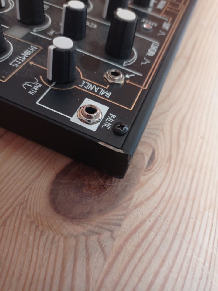 Make Noise 0 Coast de segunda mano · Foto 4 de 6 · Madrid · 490 €