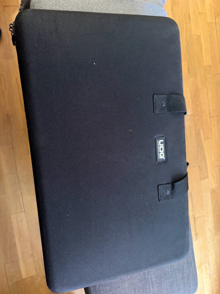 Numark Mixstream Pro Go de segunda mano · Foto 5 de 5 · Madrid · 650 €