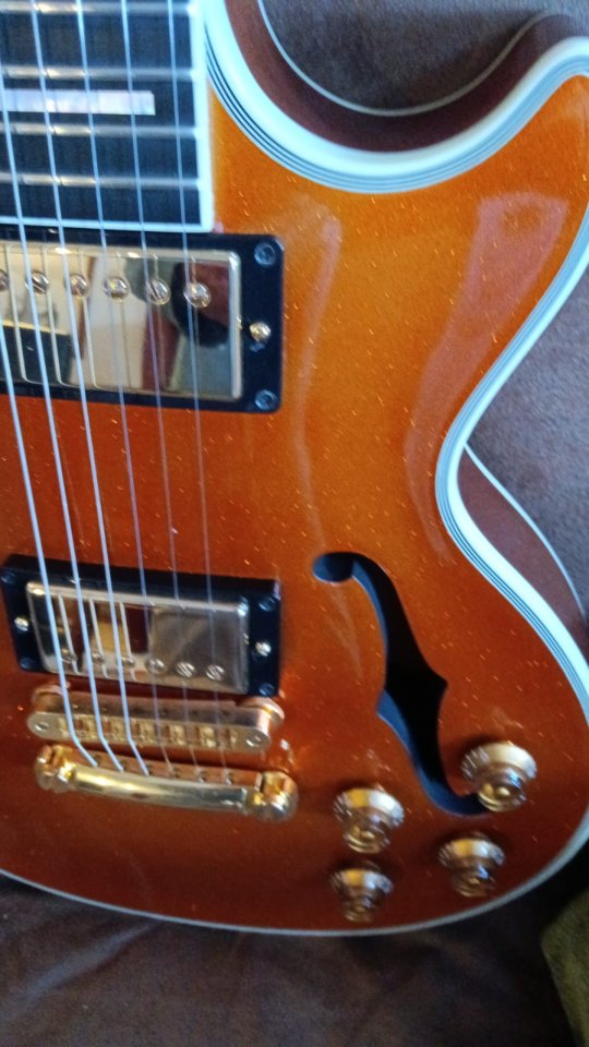 Gibson Custom Shop Limited Run Les Paul Florentine Orange Sparkle (2014) de segunda mano · Foto 4 de 5 · Zaragoza