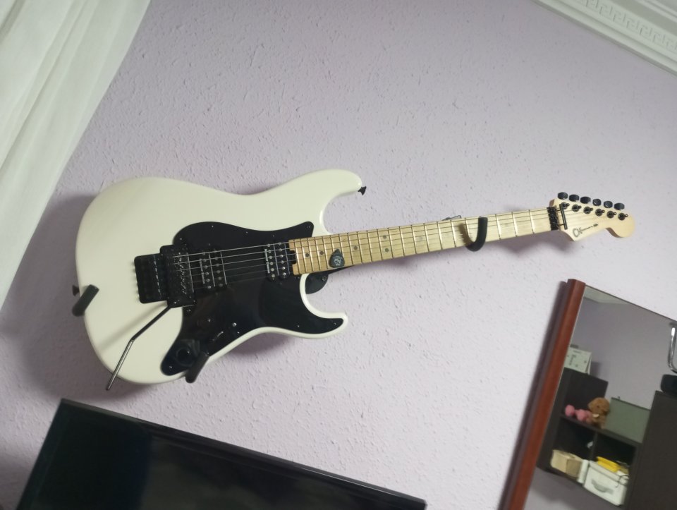 Charvel pro mod so cal hh fr