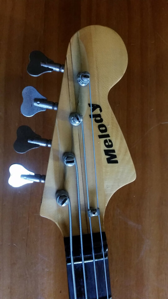 Bajo marca MELODY, fabricado en Italia, años 60/70