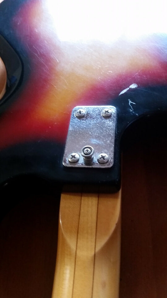 Bajo marca MELODY, fabricado en Italia, años 60/70