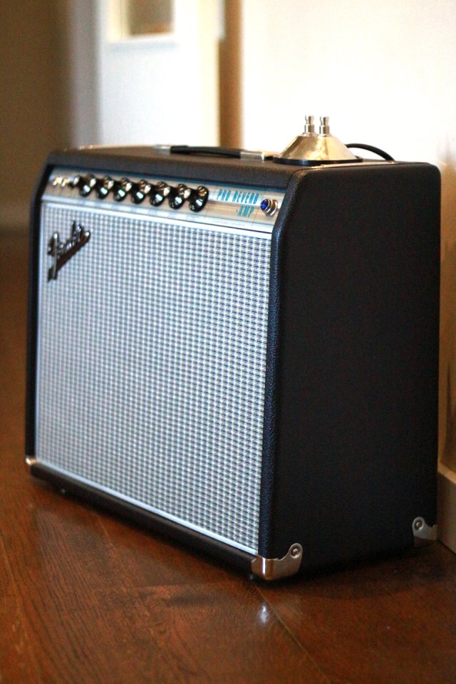 Fender 68 Custom Pro Reverb Amplificador de segunda mano · Foto 1 de 6 · Valencia · 1300 €