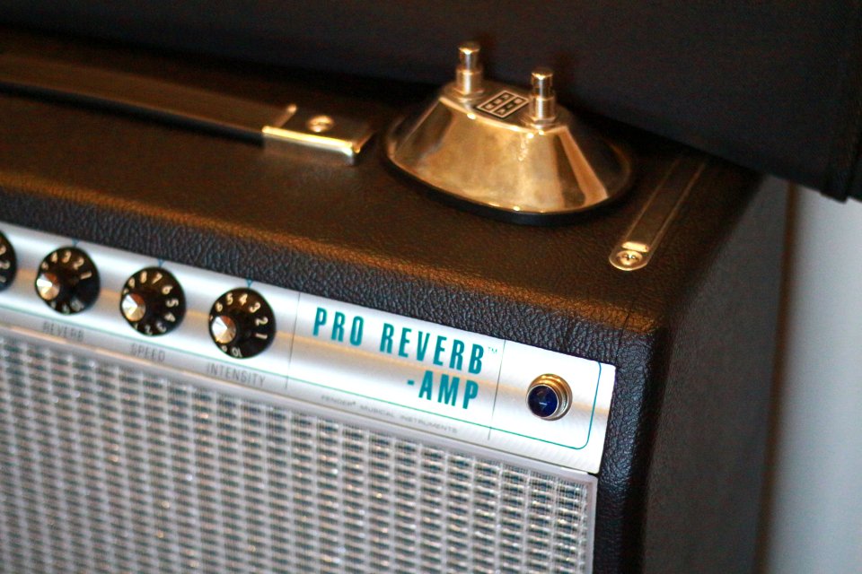 Fender 68 Custom Pro Reverb Amplificador de segunda mano · Foto 2 de 6 · Valencia · 1300 €