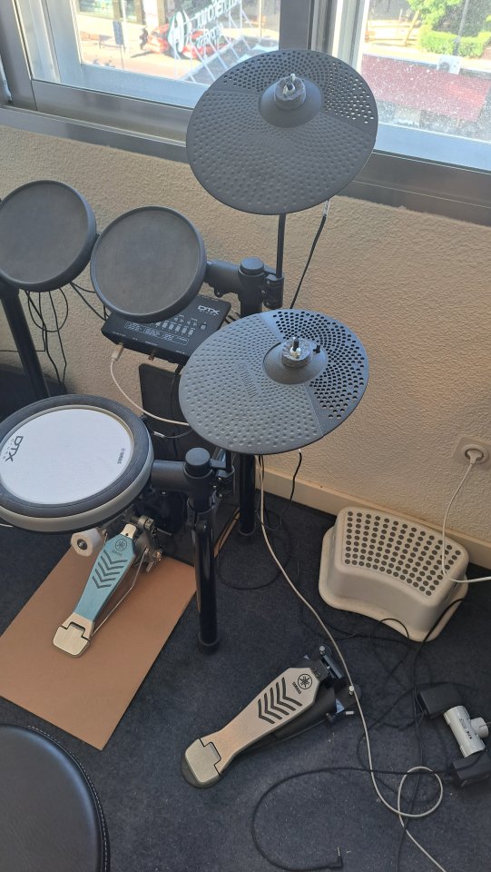 Batería Electrónica Yamaha DTX482K