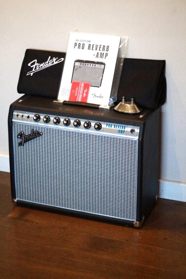 Fender 68 Custom Pro Reverb Amplificador de segunda mano · Foto 3 de 6 · Valencia · 1300 €