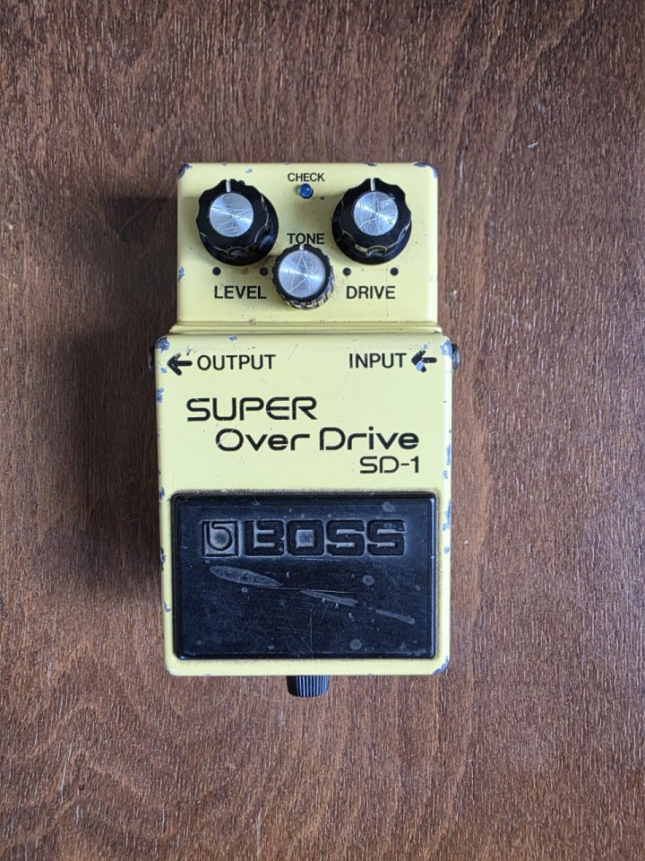 Boss SD-1 made in japan 81(envio incluido) de segunda mano · Foto 1 de 10 · Cantabria · 160 €