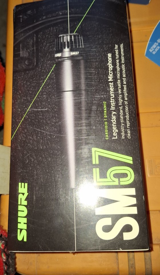 Shure SM57 + Shure Beta 52A de segunda mano · Foto 1 de 5 · Asturias · 150 €