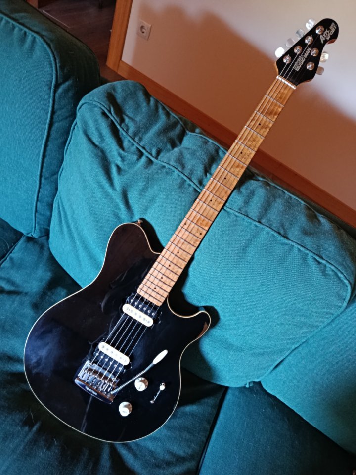 Music man axis super sport de segunda mano · Foto 1 de 9 · Madrid · 1700 €