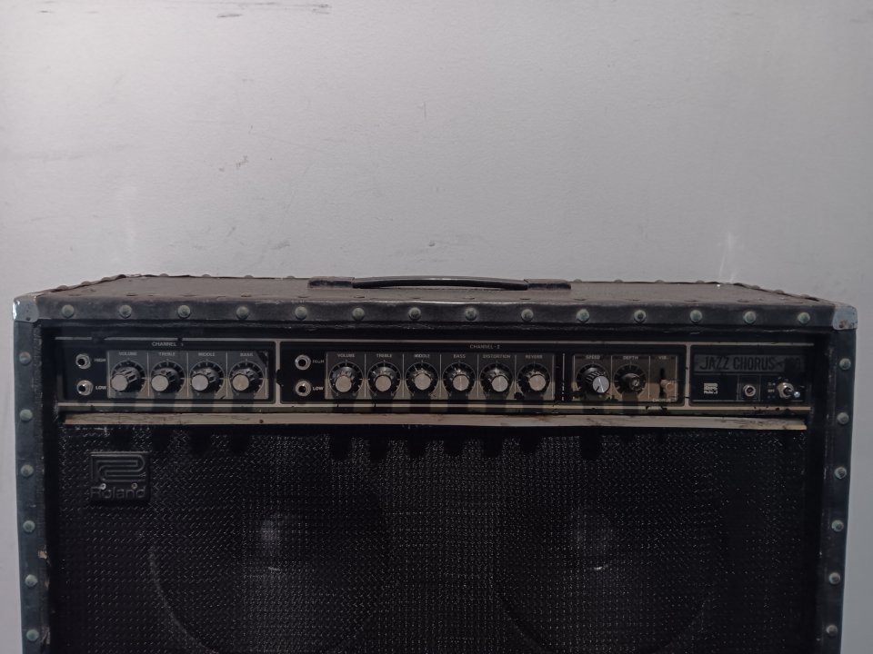 Roland jazz chorus 160/cambio/vendo