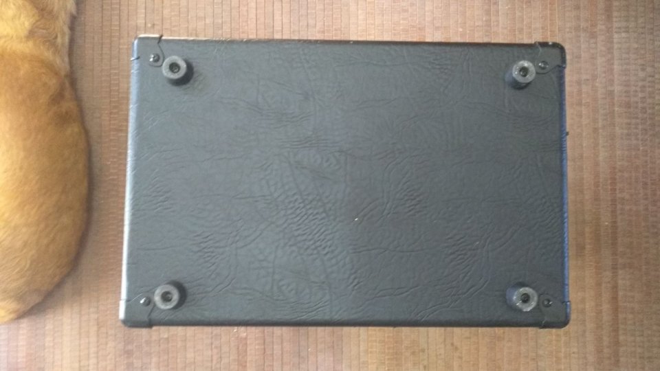 Pantalla Altavoz Guitarra Harley Benton 112 + Jensen de segunda mano · Foto 8 de 9 · Valencia · 100 €