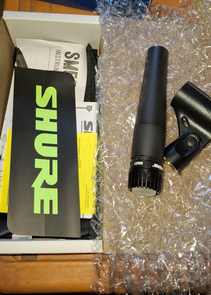 Shure SM57 + Shure Beta 52A de segunda mano · Foto 2 de 5 · Asturias · 150 €