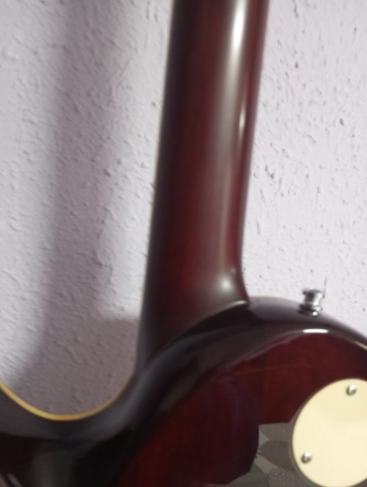 Sire Larry carton L7 sunburst