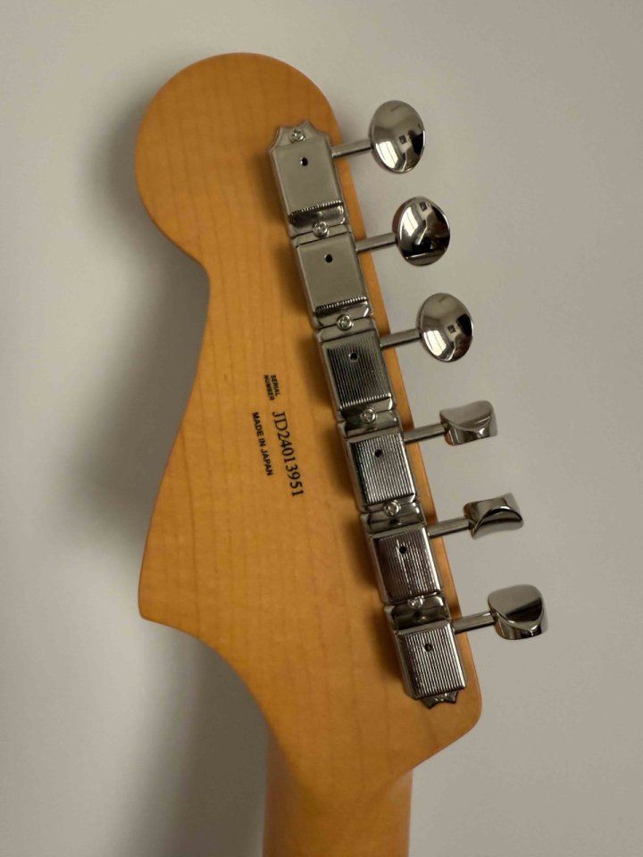 Fender Cyclone MN LTD MIJ + maleta