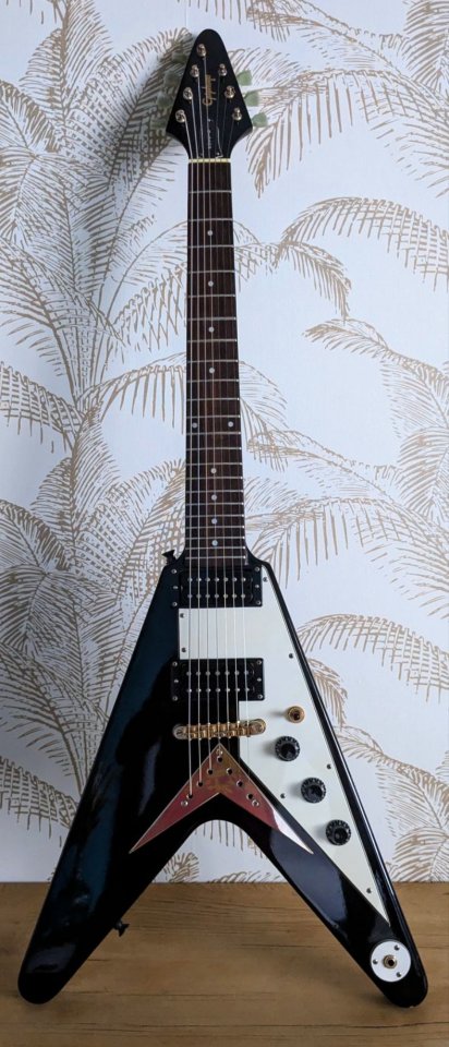 Epiphone Flying V 58 Korina 7 cuerdas