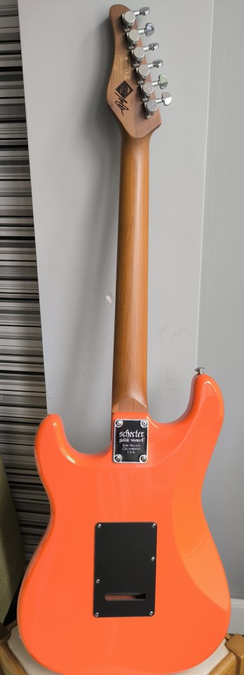 Schecter Nick Johnston HSS orange de segunda mano · Foto 2 de 10 · Bizkaia