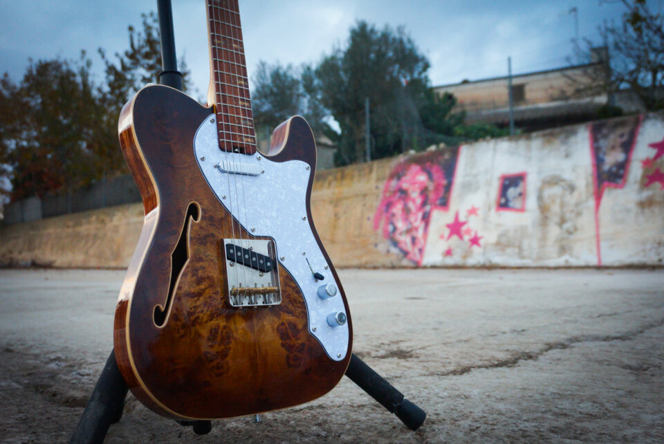 Telecaster thinline de Luthier