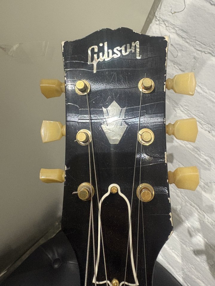 Cambios; Gibson ES335 ‘64 murphy lab polaris white