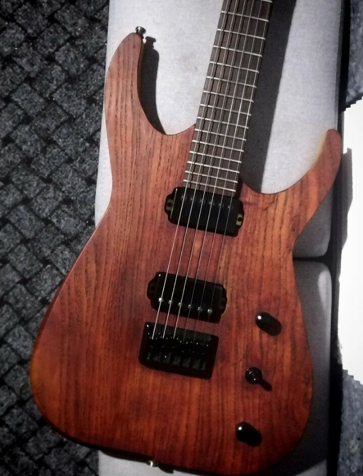 Siggery Heresy B6 Custom Luthier