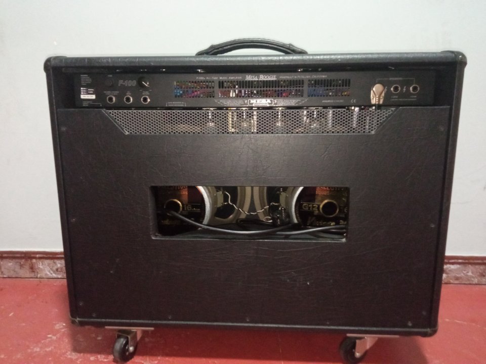 O cambio. Amplificador Mesa Boogie F100