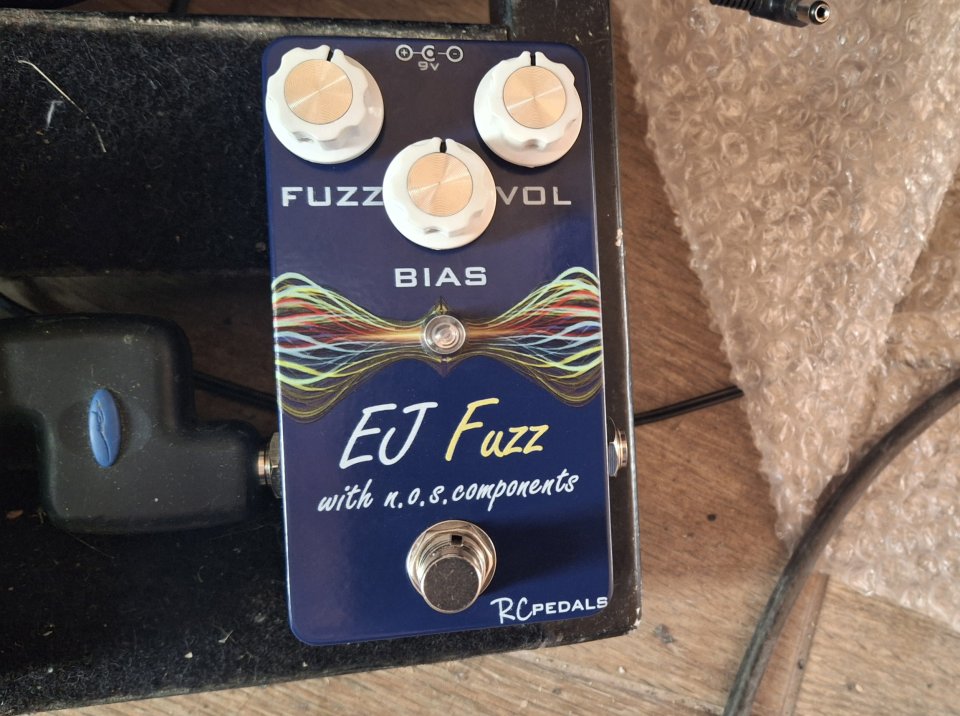 Mods para varios pedales MODIFICACIONES by RC Pedals de segunda mano · Foto 1 de 6 · Alicante