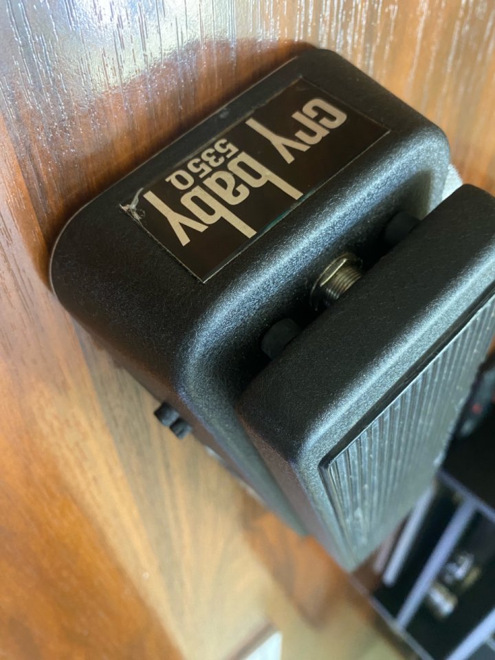 Dunlop Crybaby CB-535Q Multiwah de segunda mano · Foto 1 de 3 · Pontevedra · 115 €