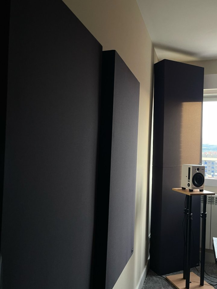 Soportes para Monitores Jaspers 80-113-BB