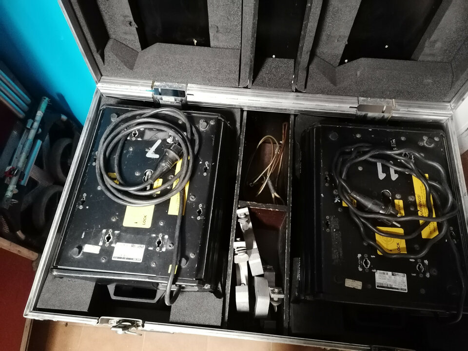 Pareja de robot wash Martin MAC 600 + flightcase y accesorios