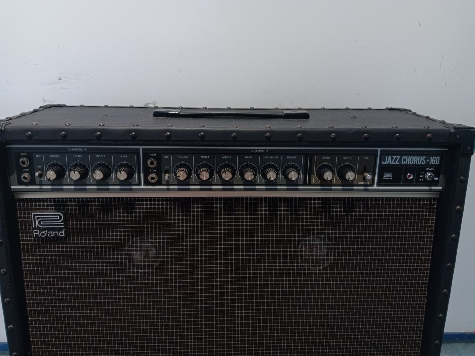 Roland jazz chorus 160