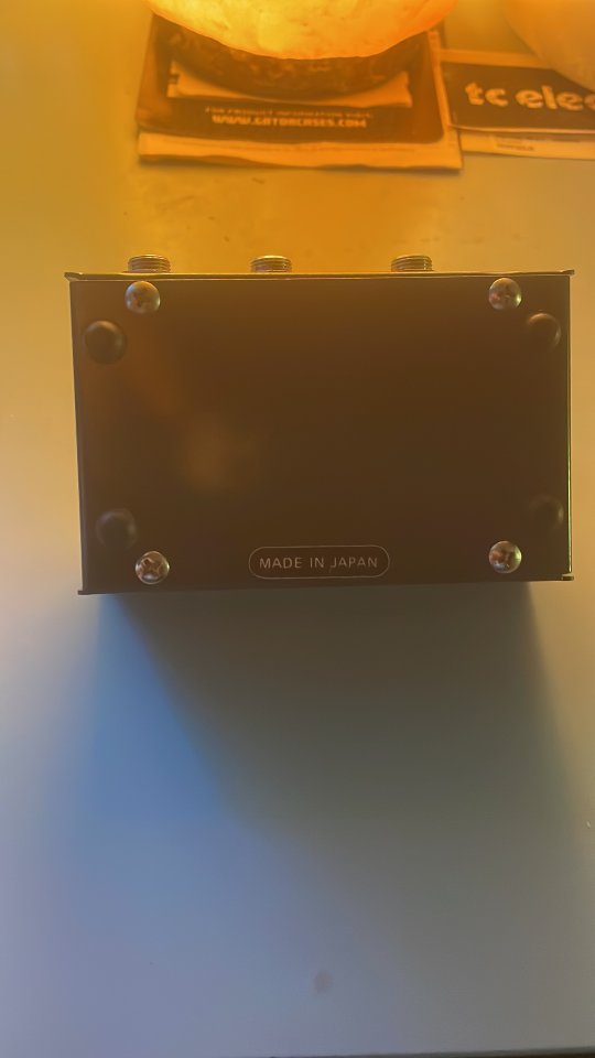 BOSS KM-2 Mixing Amplifier