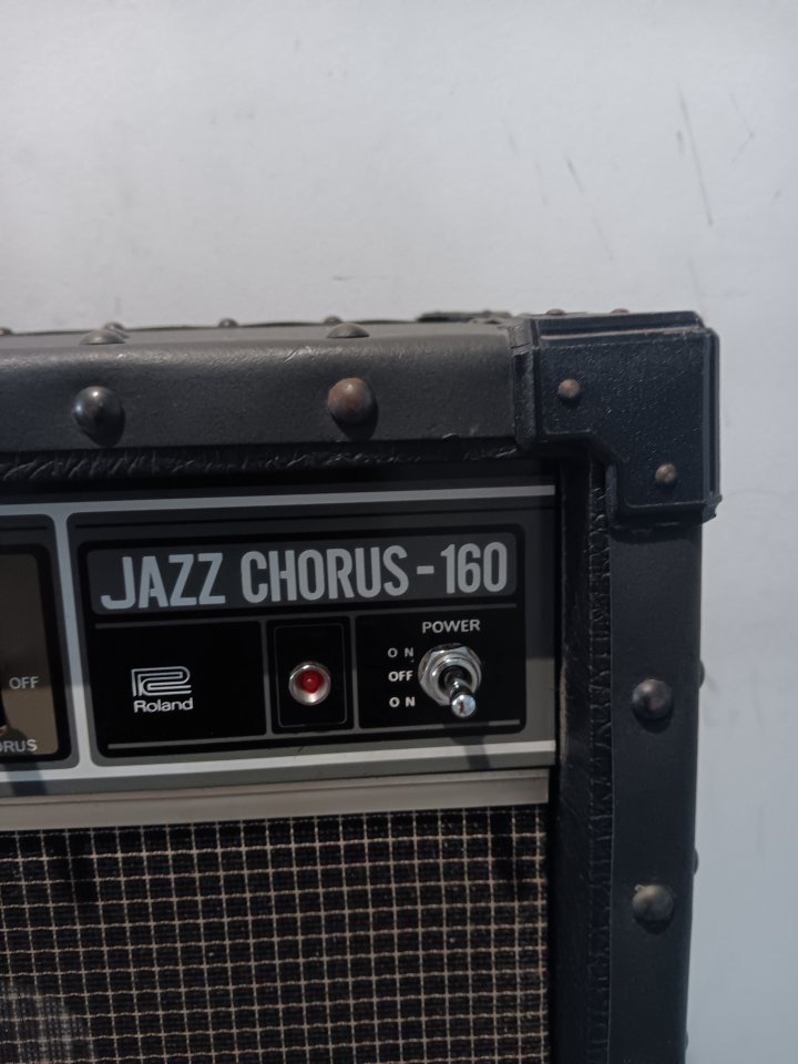 Roland jazz chorus 160