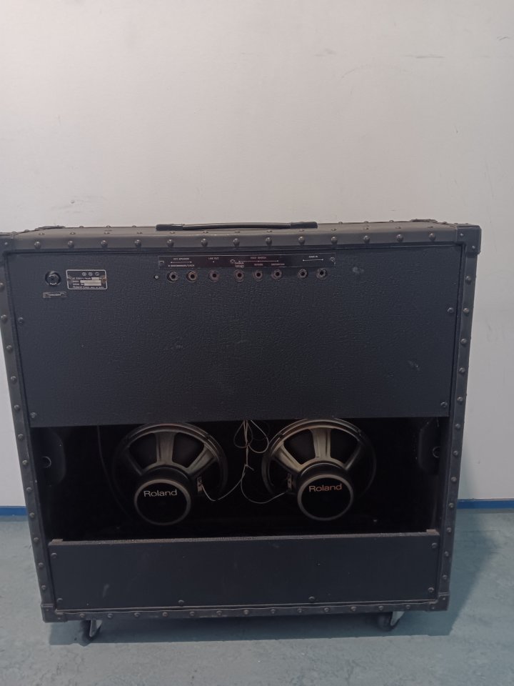 Roland jazz chorus 160