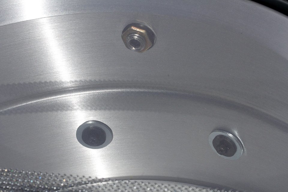 Caja de 14"x6,5" con casco de aluminio y 12 divisiones de segunda mano · Foto 9 de 10 · Segovia · 300 €
