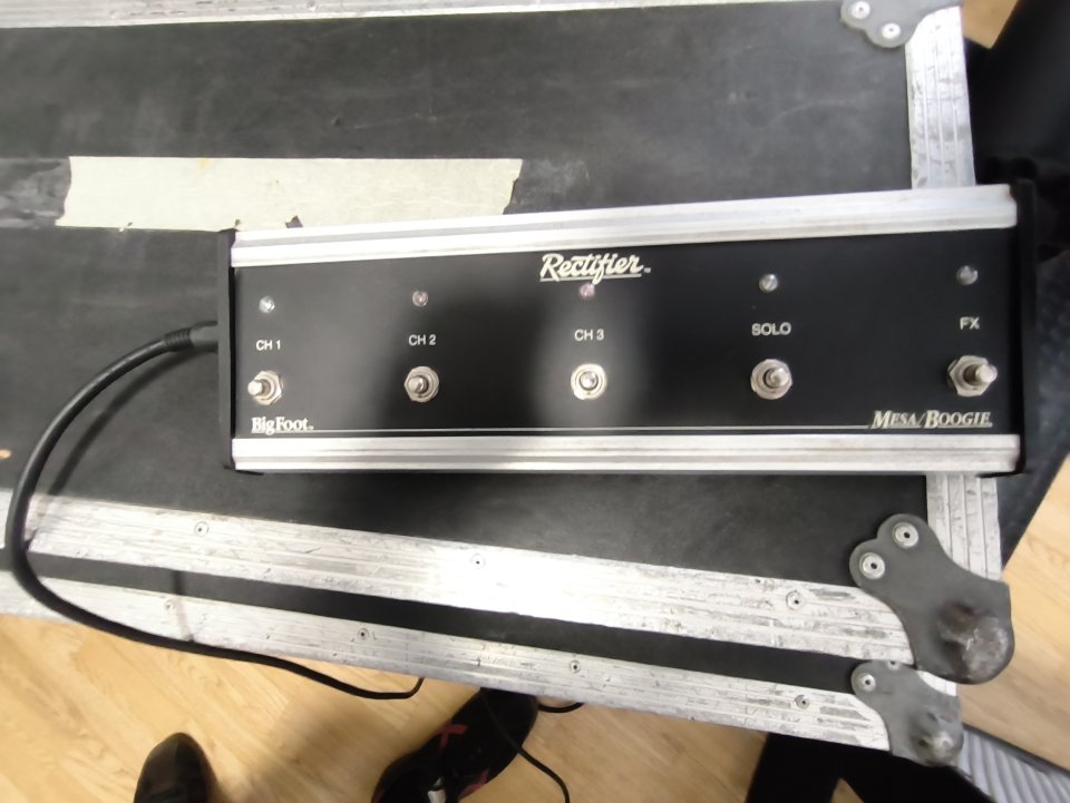 Mesa Boogie Triple Rectifier de segunda mano · Foto 4 de 5 · Navarra · 1000 €
