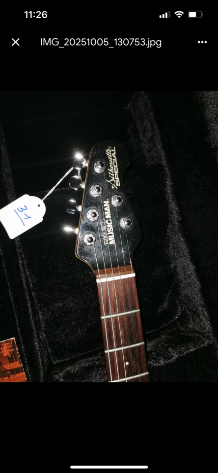 Music man Silhouette 2001