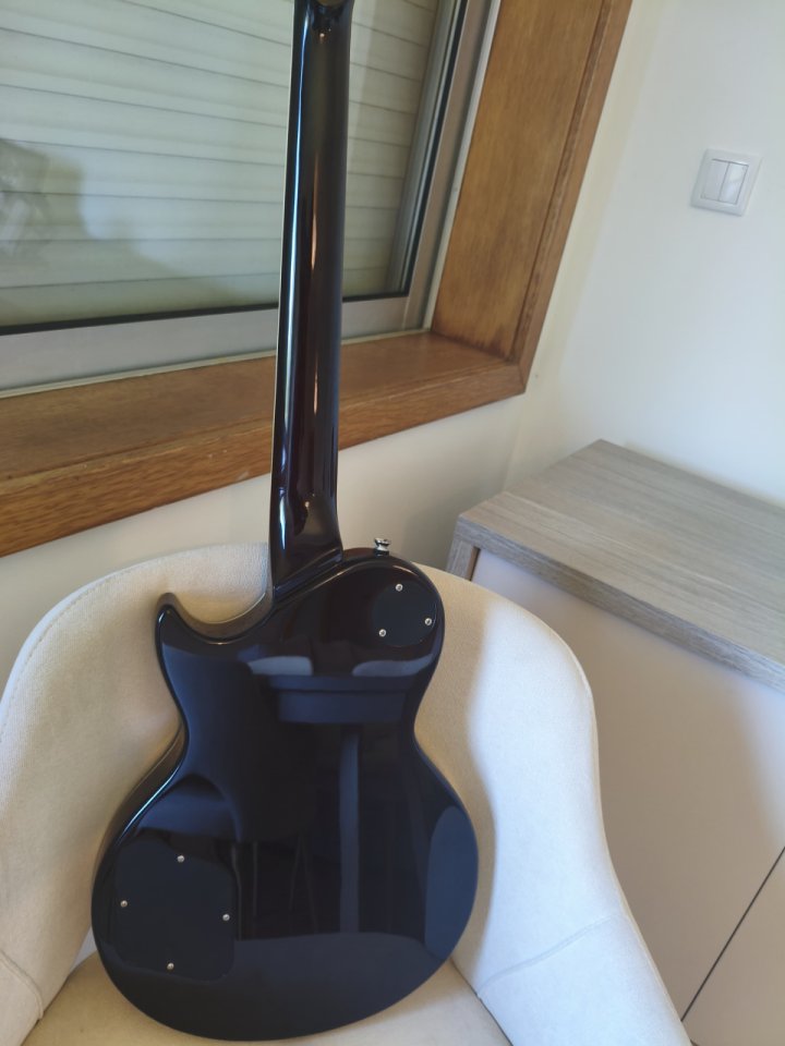 Harley Benton SC-550 II Deluxe (Mint) - Increíble plataforma de estudio de segunda mano · Foto 5 de 9 · Pontevedra · 220 €