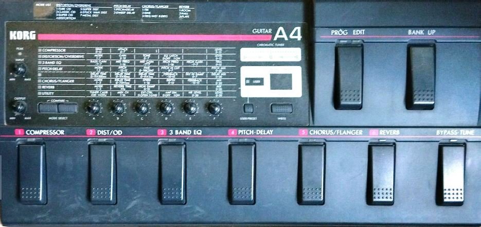Procesador de efectos de guitarra Korg A4 (Años 90)
