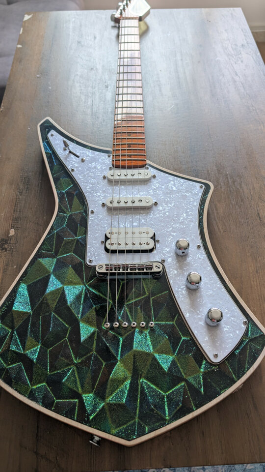 Cream Guitars Revolver Deluxe