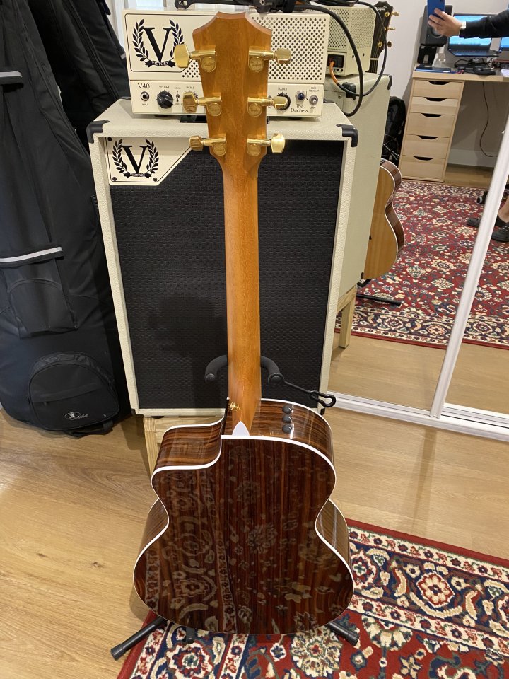 Guitarra Taylor 214ce DLX nueva