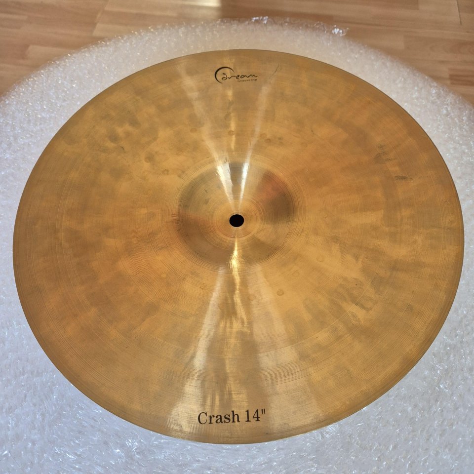 Plato DREAM Bliss 14" Crash de segunda mano · Foto 2 de 2 · Cantabria · 100 €