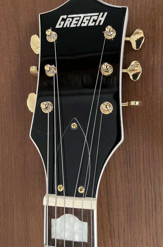 Gretsch G5422TG Electromatic Snow White y Funda semirrígida BOSS CB-AG10 de segunda mano · Foto 4 de 10 · Valencia · 730 €