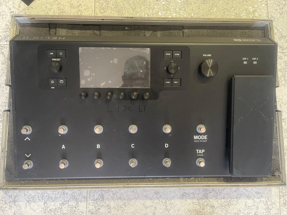Vendo Line6 Helix LT (REBAJADA) de segunda mano · Foto 1 de 3 · Murcia · 500 €