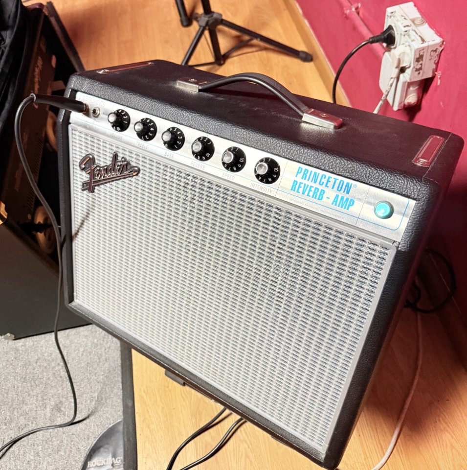 Fender Princeton Reverb Custom 68 /CAMBIOS DENTRO/ de segunda mano · Foto 7 de 10 · Madrid · 1100 €