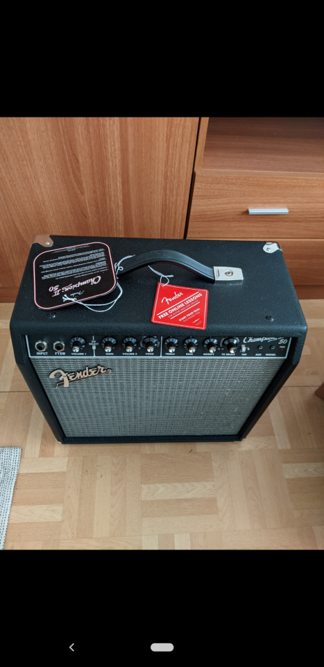 Fender champion ii 50 de segunda mano · Foto 2 de 3 · Madrid · 200 €