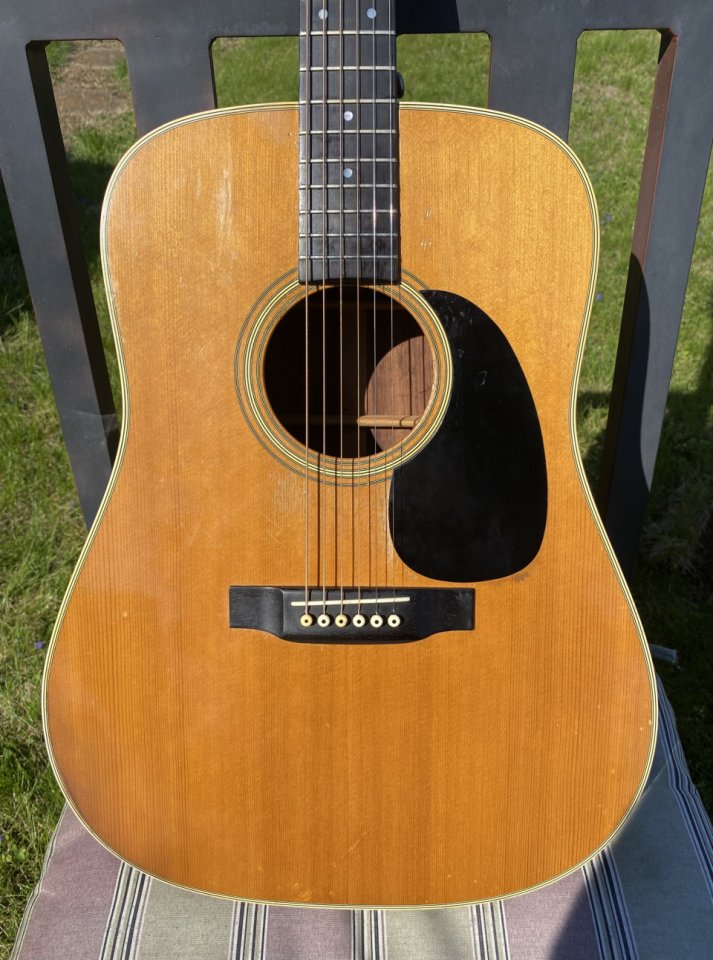 Acústica Martin D-28 de 1988 (VIDEOS)